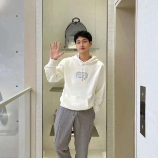 디올 남여공용 후드  D84266-1