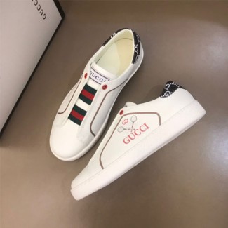 구찌 남여공용 신상 스니커즈 620336