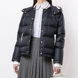 톰브라운 남여공용 패딩 TB8689 네이비