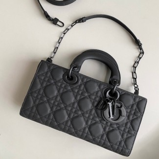 디올 LADY D-JOY 백 미듐 M0540 무광 블랙