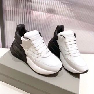 알렉산더맥퀸 남여공용 오버사이즈 러너 533714