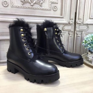 프라다 여성용 신상 쇼트 부츠 F0675 블랙