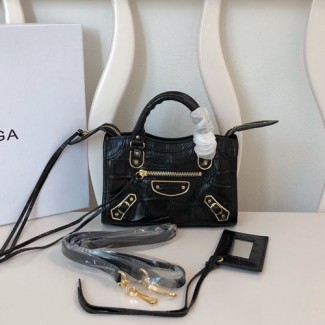 발렌시아가 클래식  나노 시티백 291A60 악어무늬 블랙 금장