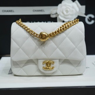 샤넬 하트볼 스몰 캐비어 AS3829 화이트