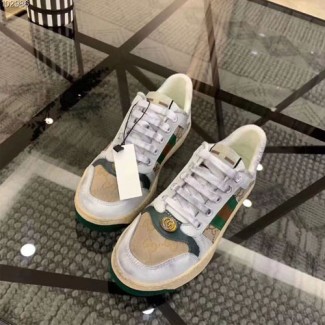 구찌 스크리너 디스트로이드 효과를 준 GG 캔버스 및 가죽 스니커즈 546551