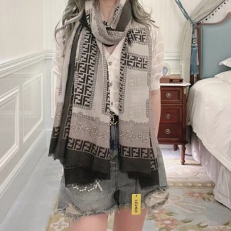 펜디 신상 스카프 FD70238-1